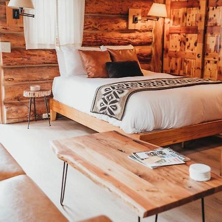 Wilder And Pine Riverside Cabins Stevenson Екстериор снимка