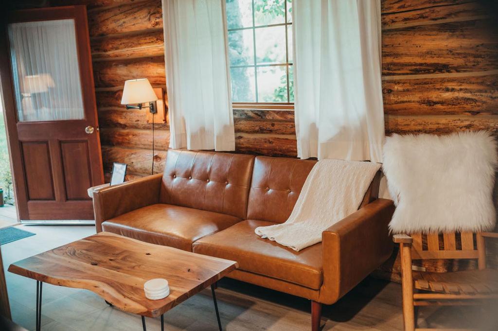 Wilder And Pine Riverside Cabins Stevenson Екстериор снимка