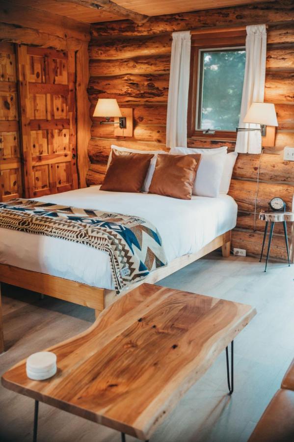 Wilder And Pine Riverside Cabins Stevenson Екстериор снимка