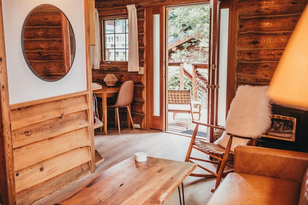 Wilder And Pine Riverside Cabins Stevenson Екстериор снимка