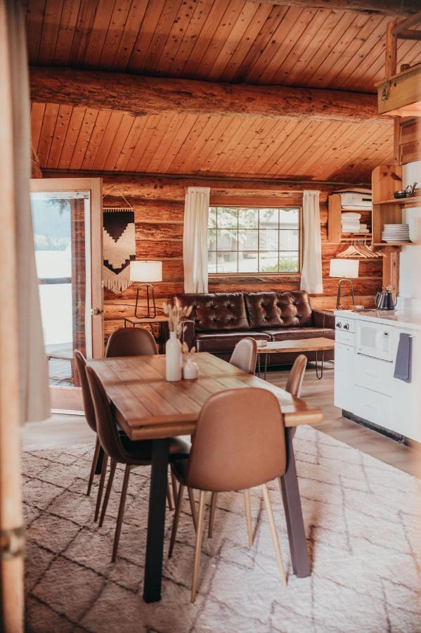 Wilder And Pine Riverside Cabins Stevenson Екстериор снимка
